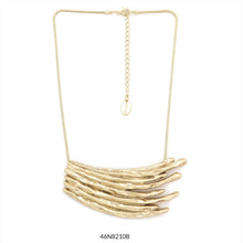 Cargar imagen en el visor de la galería, COLLAR CORTO GARGANTILLA COLGANTE IRREGULAR
