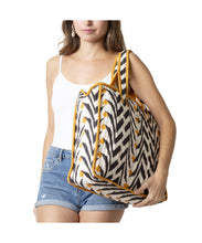 Cargar imagen en el visor de la galería, BOLSO PLAYA SHOPPING CREMALLERA PRINT EN V
