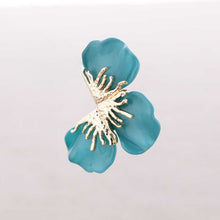 Cargar imagen en el visor de la galería, PENDIENTE  FLOR RESINA METAL
