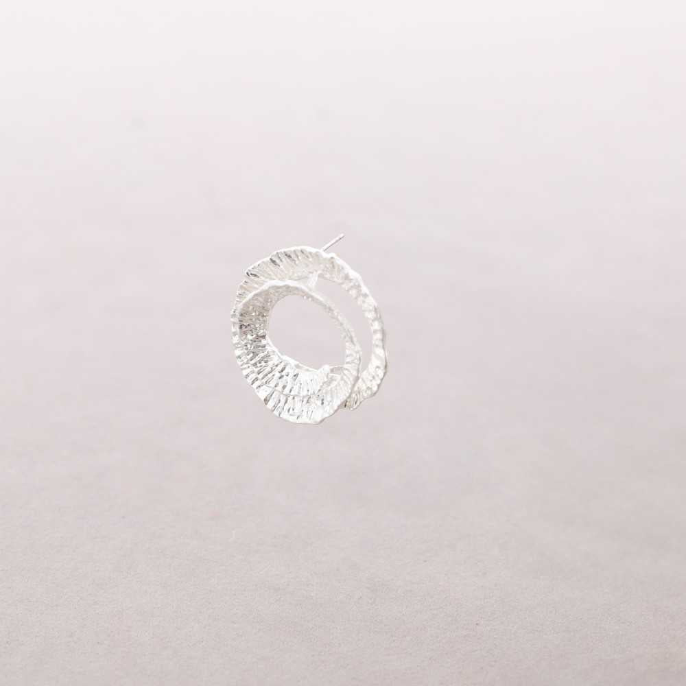 PENDIENTE METAL ESPIRAL
