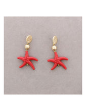Cargar imagen en el visor de la galería, PENDIENTES COLGANTE ESTRELLA DE MAR RESINA
