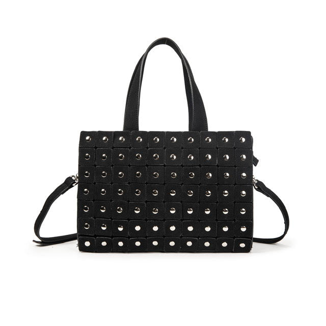 BOLSO CUADRADITOS TACHUELAS