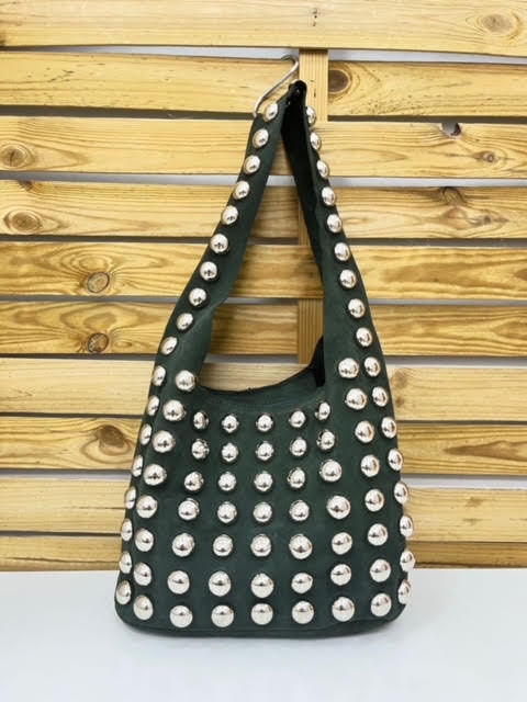 BOLSO PIEL ANTE TACHUELAS 3D