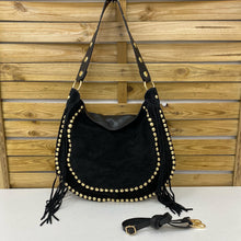 Cargar imagen en el visor de la galería, BOLSO PIEL TACHUELAS Y FLECOS
