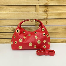 Cargar imagen en el visor de la galería, BOLSO PIEL AGUJERO TACHAS
